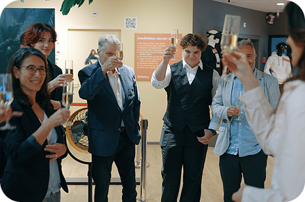 Image gallery marquee